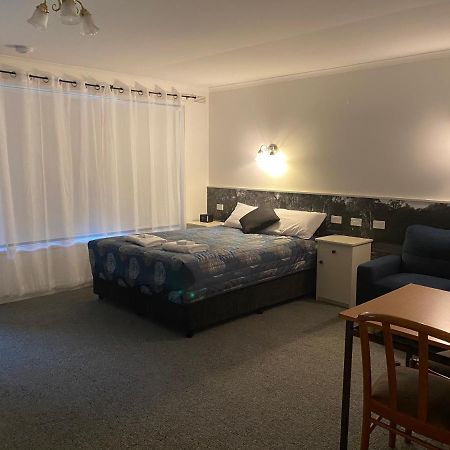 Motel Wingrove Corowa Exteriör bild